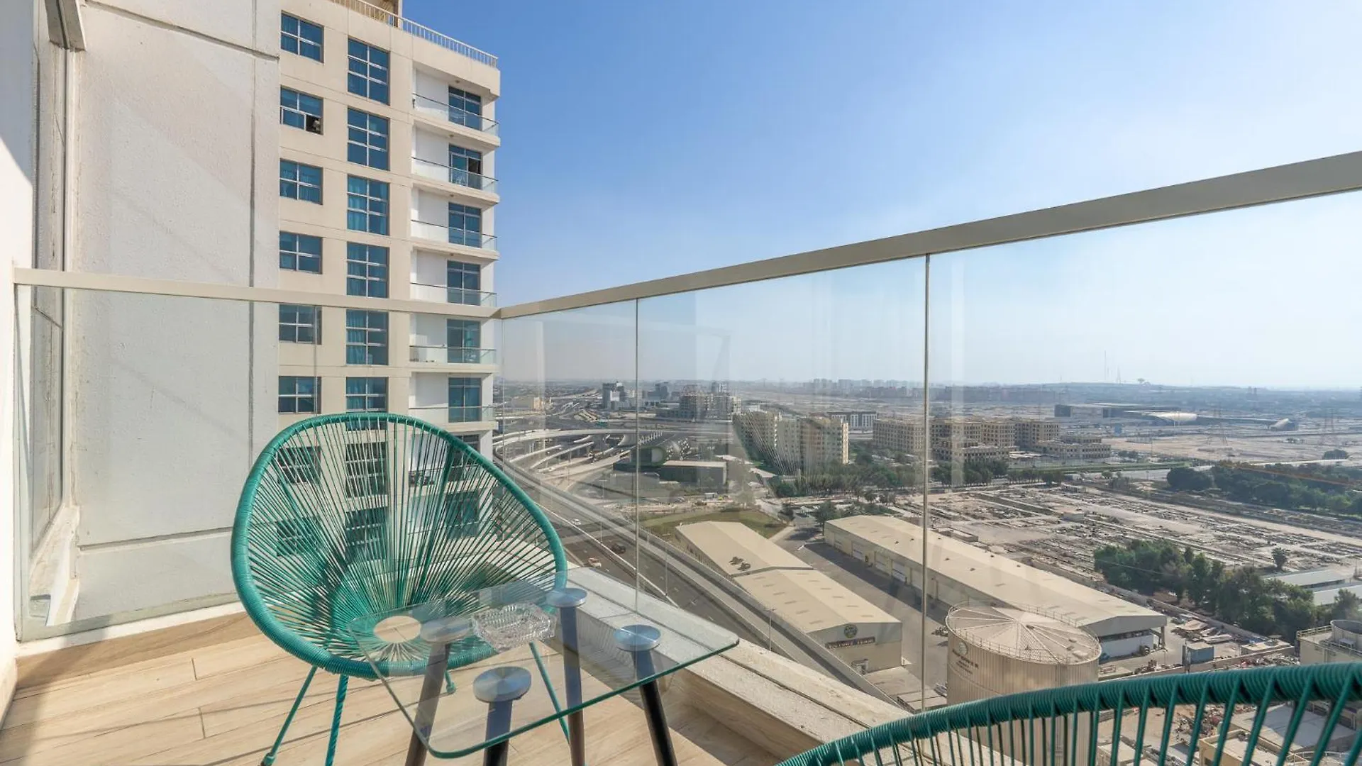 Luxury 1-Bedroom In Dubai Marina That Sleeps 2 0*,