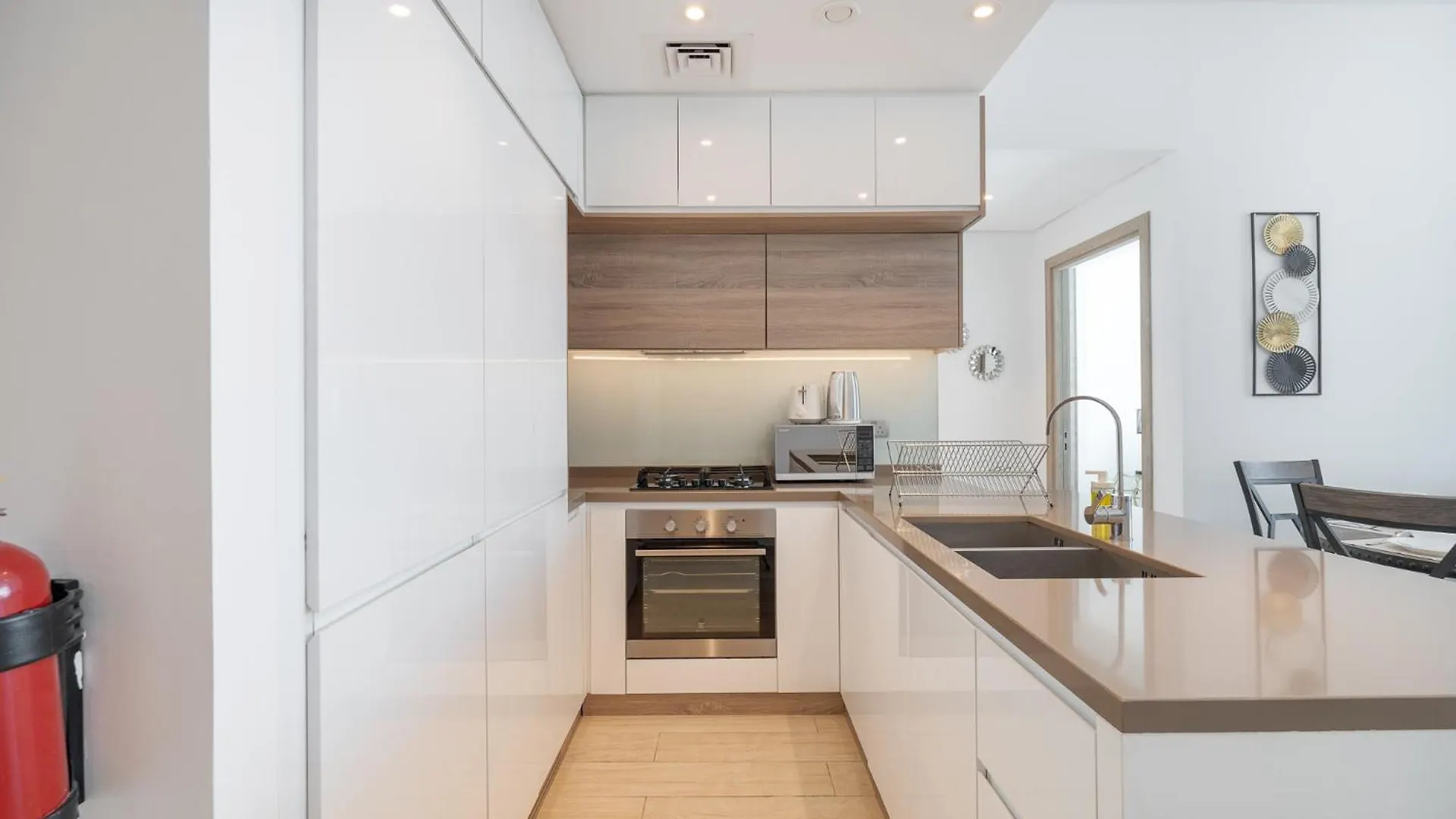 Luxury 1-Bedroom In Dubai Marina That Sleeps 2 Apartment